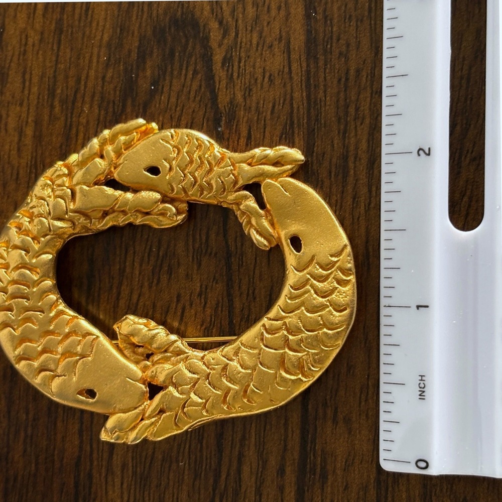 Vtg 3 Koi Fish Wreath Brooch Goldtone Asian Figural Pin Chic Whimsical Retro - Picture 11 of 11